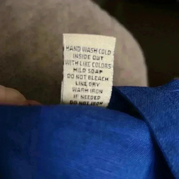 E•COL•O•GIE size Large 100% linen beautiful blue with detailed embroidery top - Picture 12 of 12